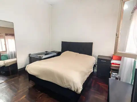 VENTA PH EN FLORES 3 AMBIENTES CON PATIO