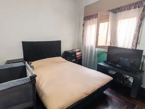 Depto Tipo Casa en Venta 50 años