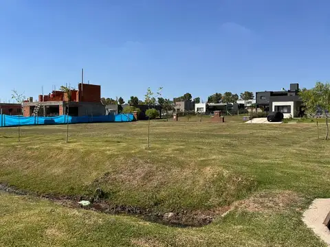 Terreno en Venta en Pilar Del Este - Santa Elisa, USD 38.000