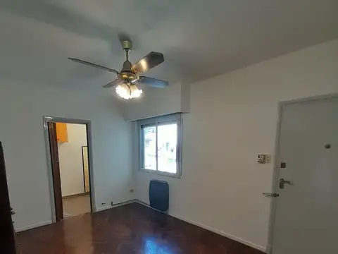 Depto. de 3 ambientes.