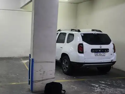 VENTA COCHERA EN CABA