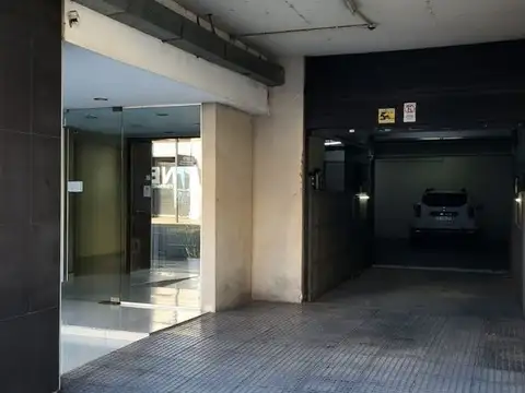 VENTA COCHERA EN CABA