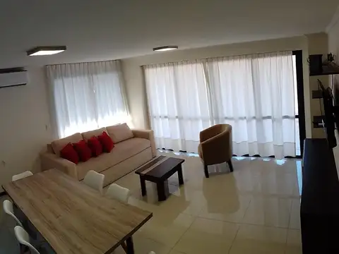 Pellegrini 180 , Piso 3