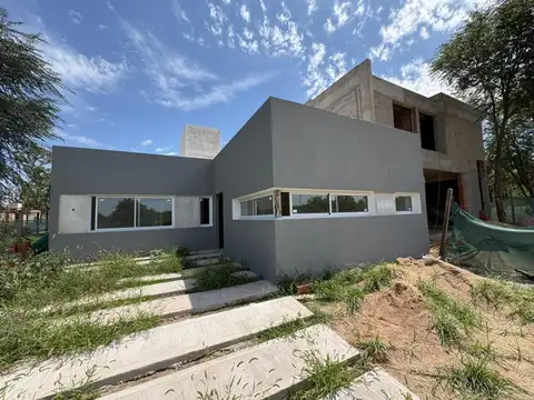 VENTA CASA NUEVO MALAGUEÑO 2 DORMITORIOS