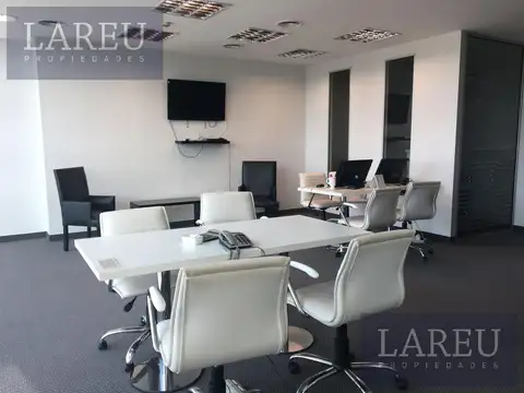 Oficina en Venta con 4 cocheras