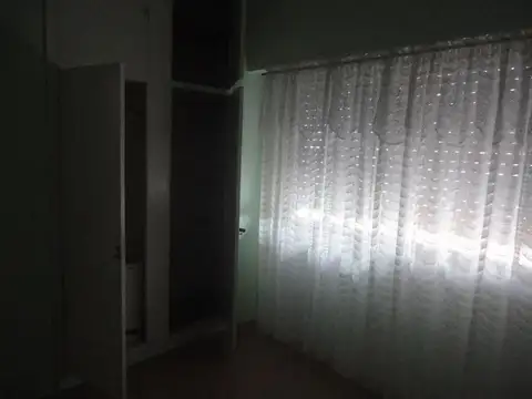 Depto Tipo Casa en Venta 50 años