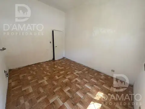 Depto Tipo Casa en Venta 40 años