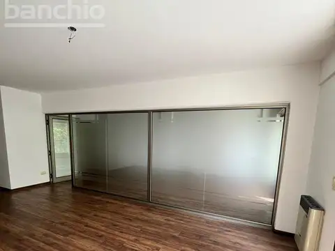 Oficina en Venta al Este