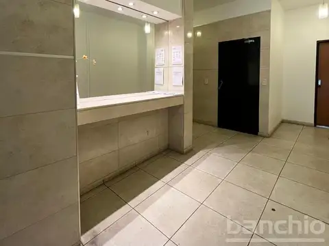 Oficina 2 ambientes con 1 baño
