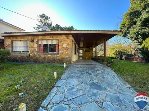 CASA EN VENTA VILLA GESELL 3 AMBIENTES GAS NATURAL