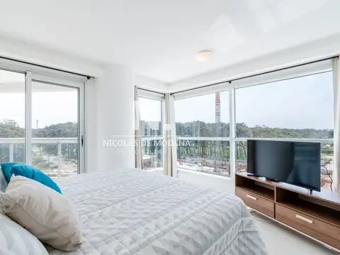 Departamento en Venta en Playa Brava, USD 480.000