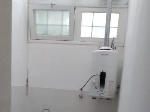 Departamento en Venta en Plaza Mitre, USD 110.000