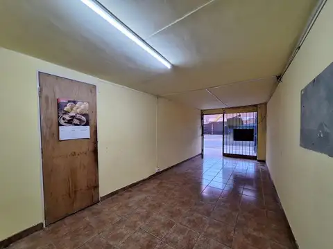 Local en Alquiler en Campana, $ 350.000