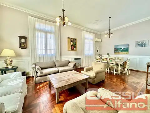 Casa 6 ambientes con 3 baños