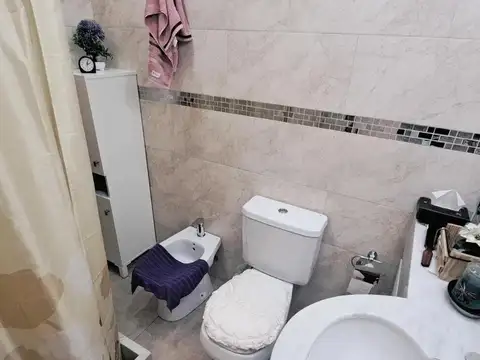 Casa en Venta en Castelar, USD 124.000