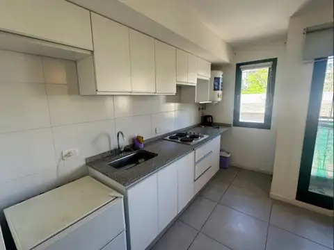 Corvalan 500, Piso 1