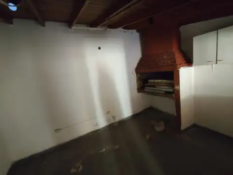 Depto Tipo Casa en Venta con 1 cocheras