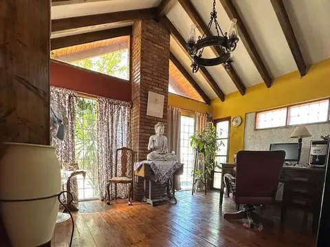 Casa 7 ambientes con 3 baños