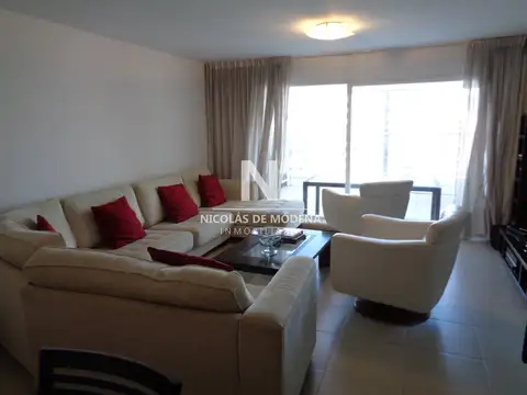 Departamento en Venta en Aidy Grill, USD 650.000