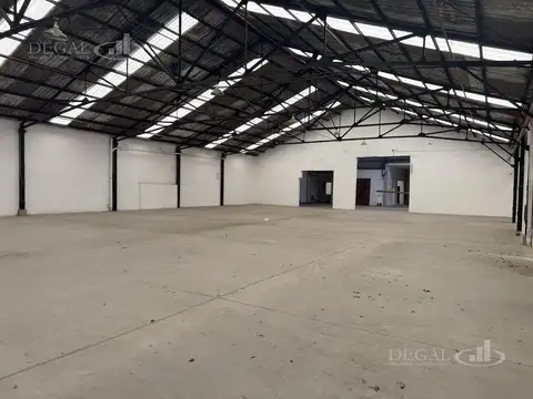 Galpon en Alquiler en Mataderos, USD 35.000