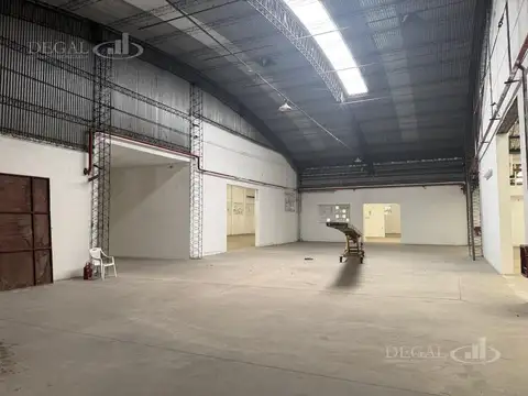 Depósito en Mataderos