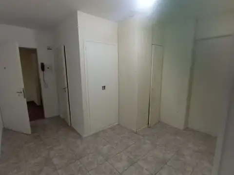 Venta de Monoambiente divisible en Liniers