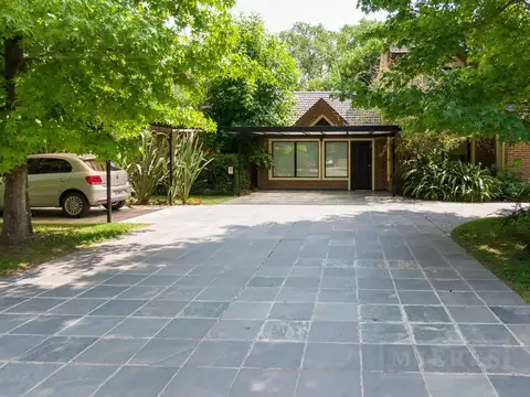 Casa en Alquiler en Countries y Barrios Cerrados en Pilar, USD 4.500