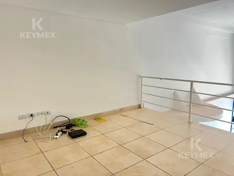 Alquiler - Local -CAMAÑO- 46 plaza