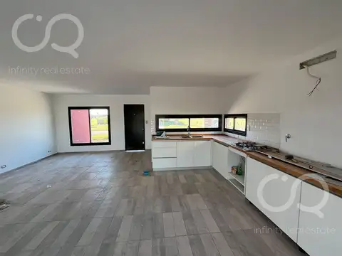 Venta Casa San Sebastián Área 13 (EN OBRA - ENTREGA DIC 2025)