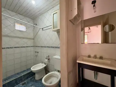 Venta casa 4 ambientes parque y pileta en Luján