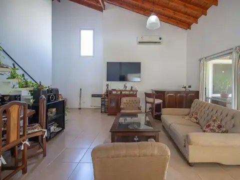 Casa en Venta al Oeste