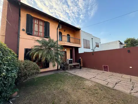 Bernardino Rivadavia 900