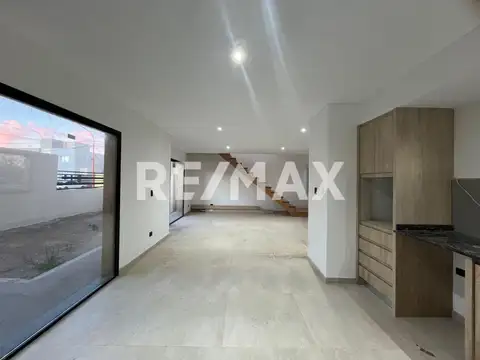 Depto Tipo Casa en Venta de 3 dormitorios