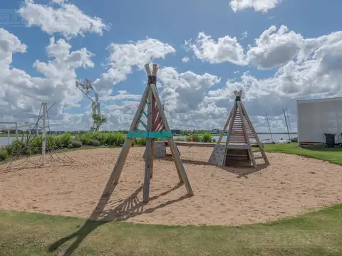 Terreno en venta en el Barrio Araucarias, Puertos /  Escobar