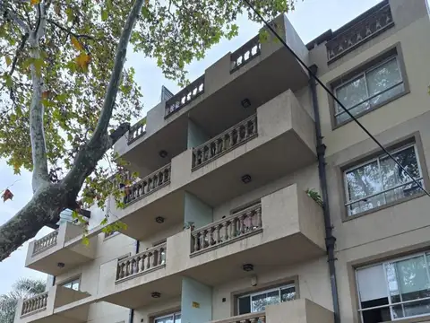 DIAGONAL Toll 1700, Piso 3