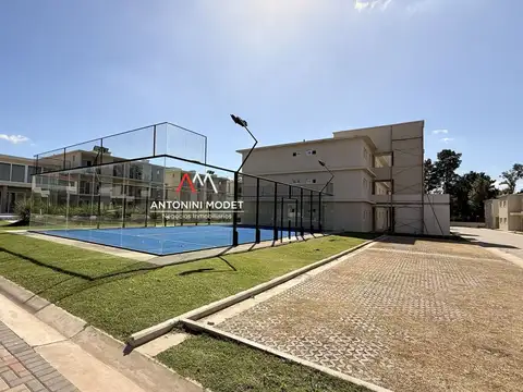 Casa en Venta en Pilar, USD 262.500