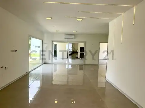 Casa en Venta en San Eliseo Golf & Country, USD 320.000