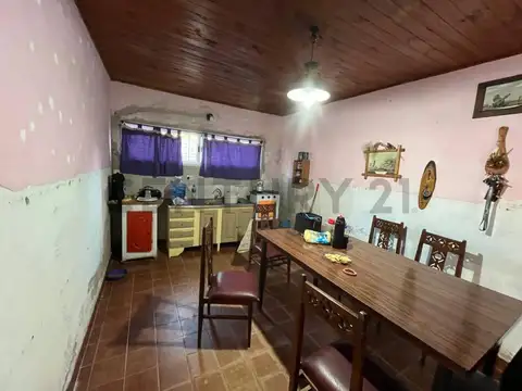 Calle 116 bis entre 93 y 94 , Piso 0