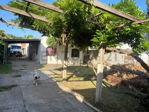 Casa en venta en La Plata varios fines