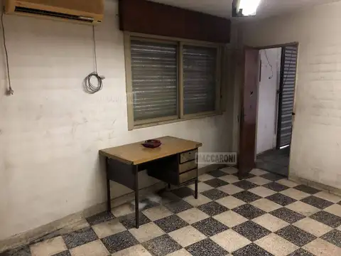 Galpon en Venta en Lomas Del Mirador, USD 150.000