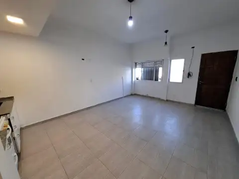 Departamento en Alquiler en Ciudad Madero, $ 450.000