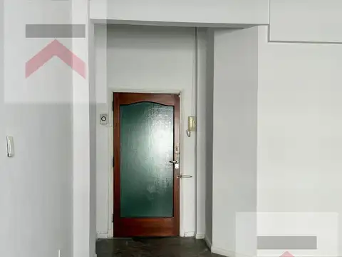 Oficina 2 ambientes con 1 baño