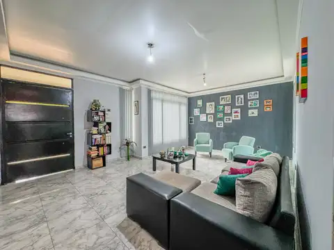 Casa en Venta en La Liguria, USD 170.000