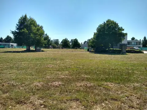 Terreno en Venta en Brujas, USD 29.000