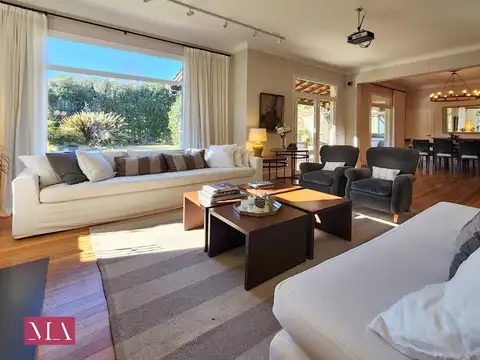 NUEVA CASA A LA VENTA EN LAGUNA DEL SOL