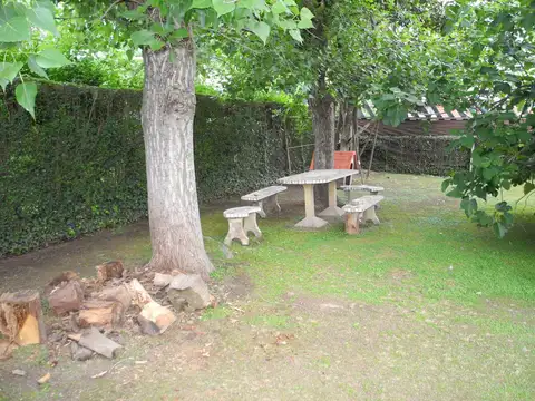 Venta Casa Quinta Lujan 5 ambiente con Pileta