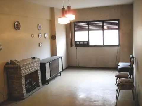 ARTIGAS 3000 - 4 AMBIENTES EN VENTA/ CON RENTA - VILLA DEL PARQUE