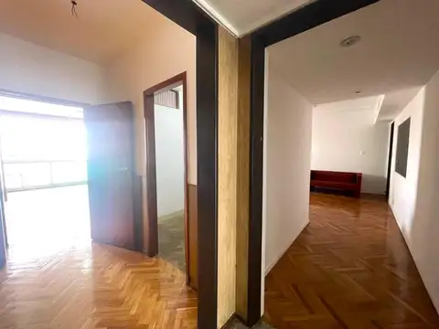 Oficina en Alquiler 40 años