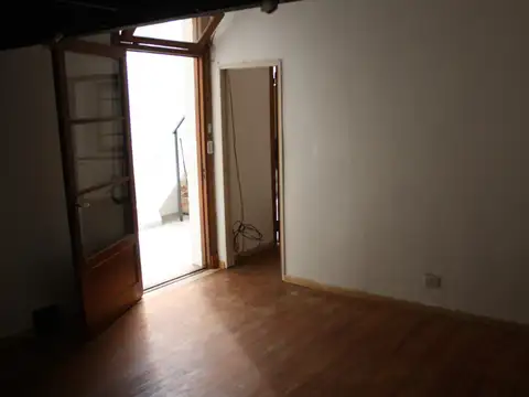 Depto Tipo Casa en Alquiler en Villa del Parque, $ 650.000