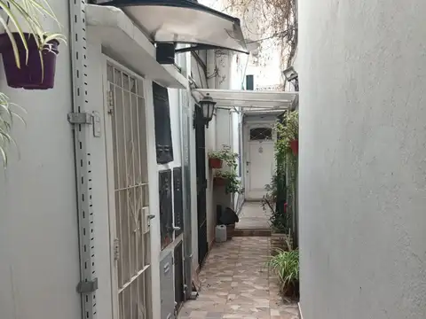 PASAJE GIBRALTAR 5400, Piso PB